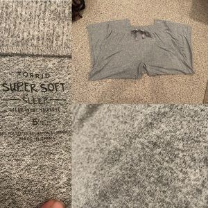 Torrid super soft lounge pants sz 5